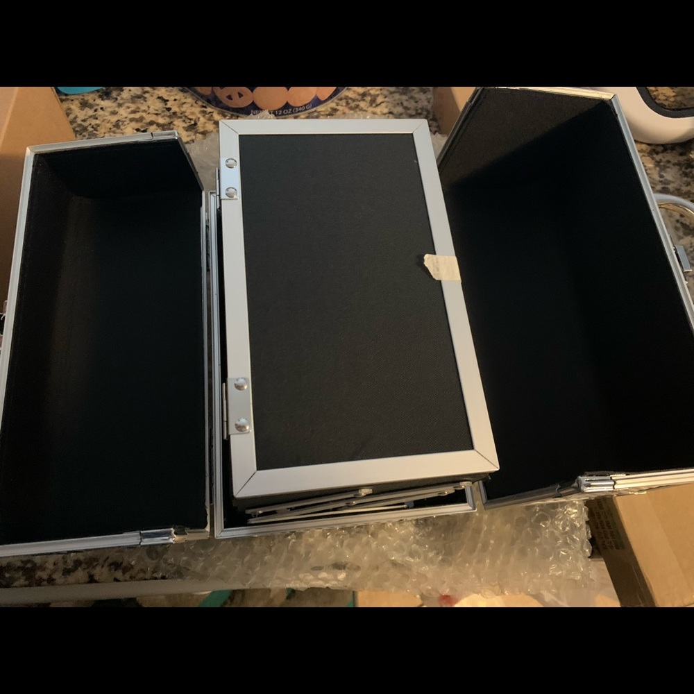 Makeup box/kit